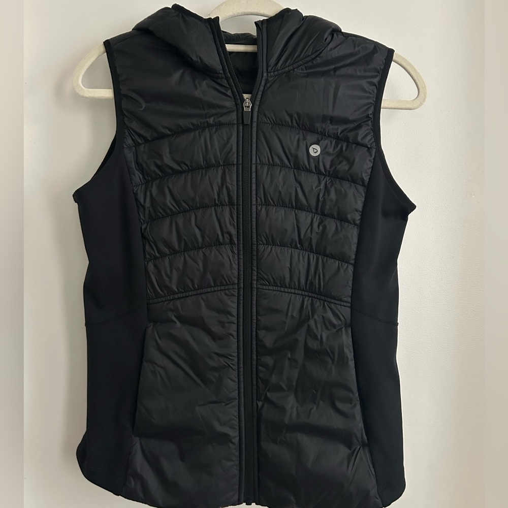Aura Black Quilted Vest - S
